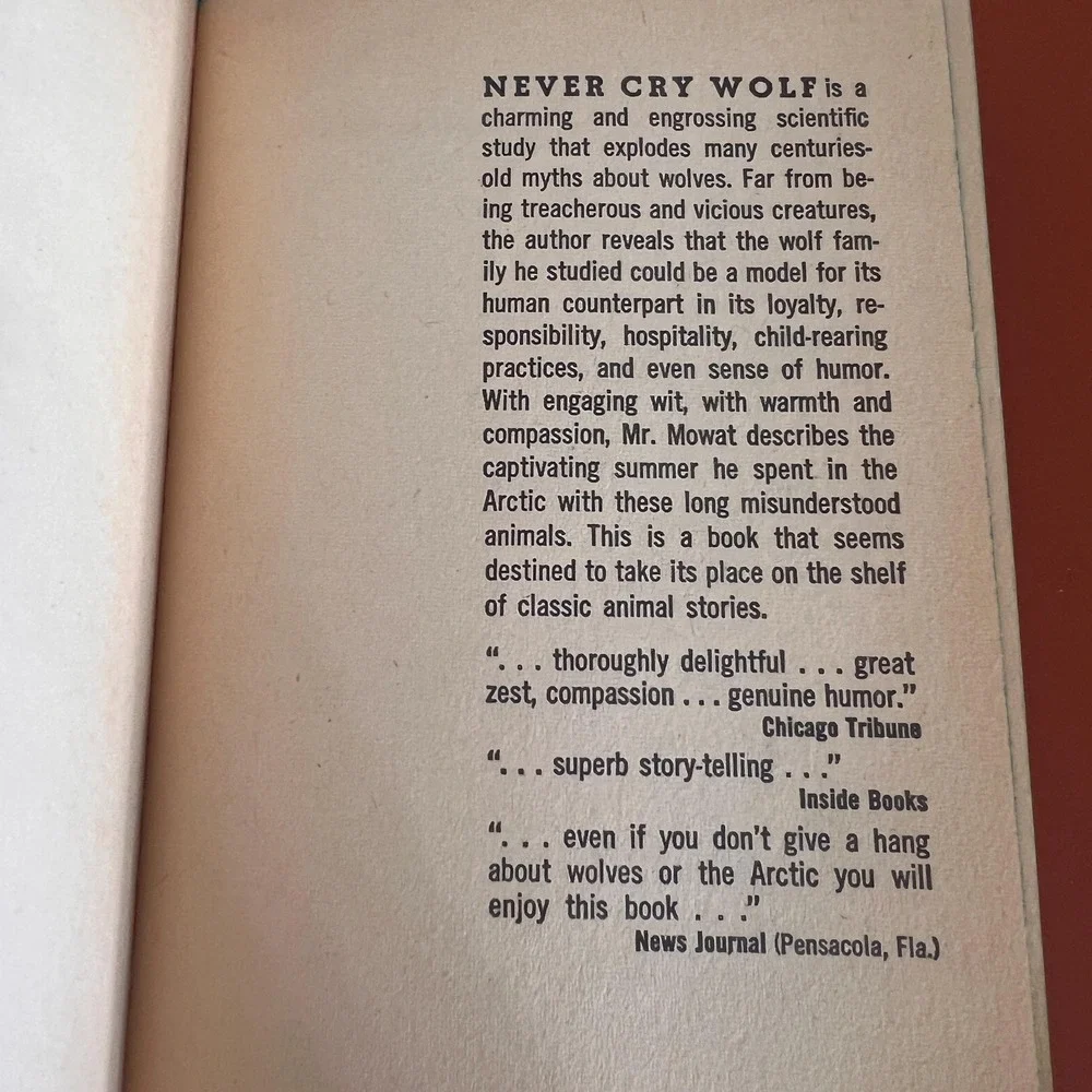 Never Cry Wolf, by Farley Mowat, True story, Vintage paperback